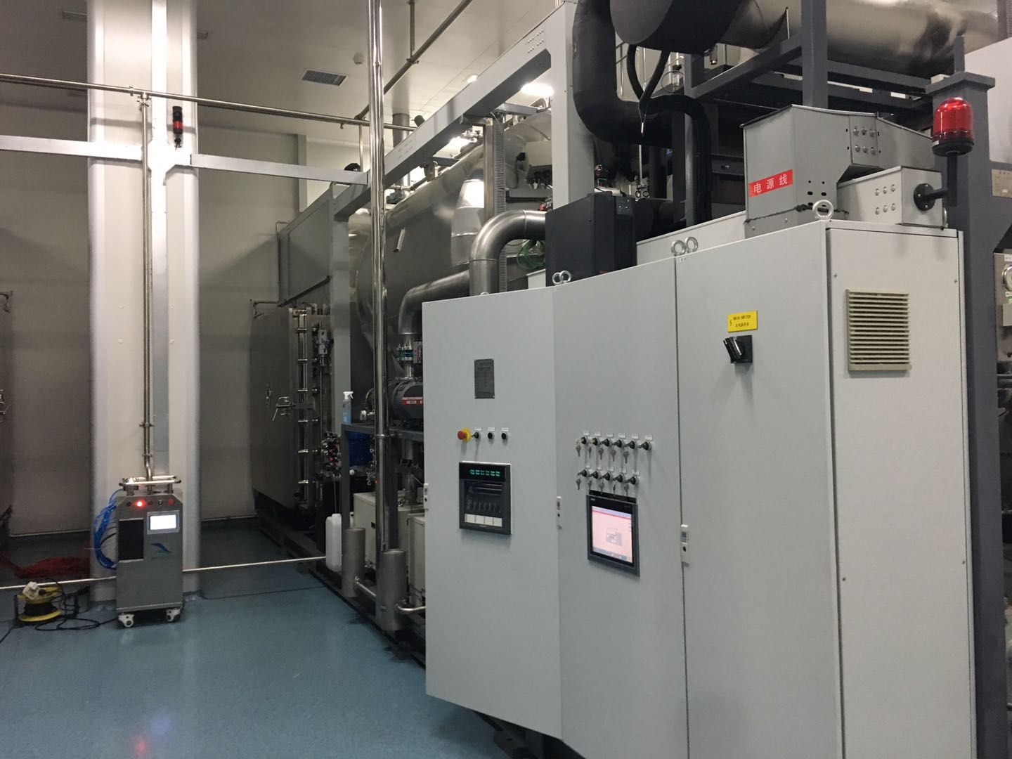 制藥凍干機VHP汽化過氧化氫滅菌，在線接入設備制藥凍干機內(nèi)部